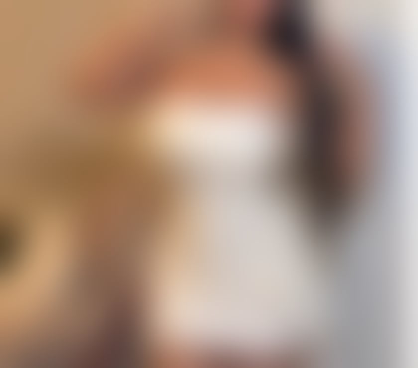 HOT THE BEST SERVICE OUTCALL PARTY GIRL