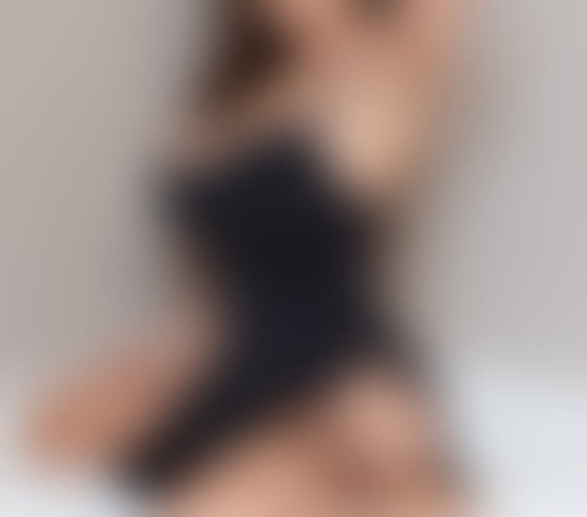 Escorts East Sussex Brighton - Photos for HOT 🔥 THE FIRST TIME INCALL OUTCALL PARTY