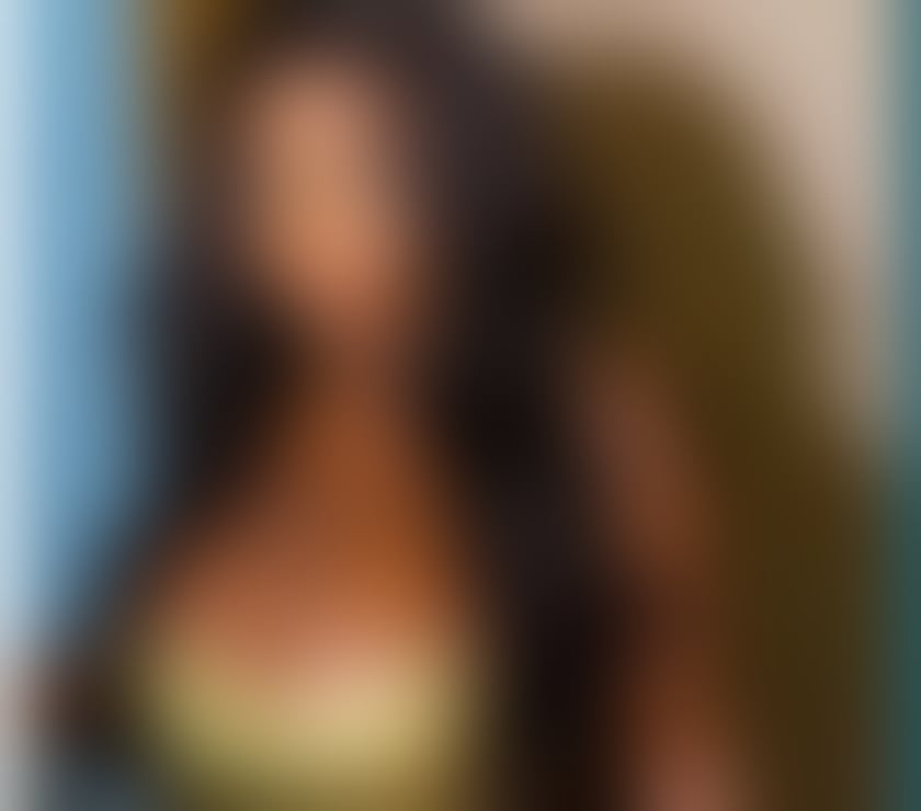 Escorts East London Mile End Station - East London - Photos for CANELA LATINA STUNNY FOR YOU