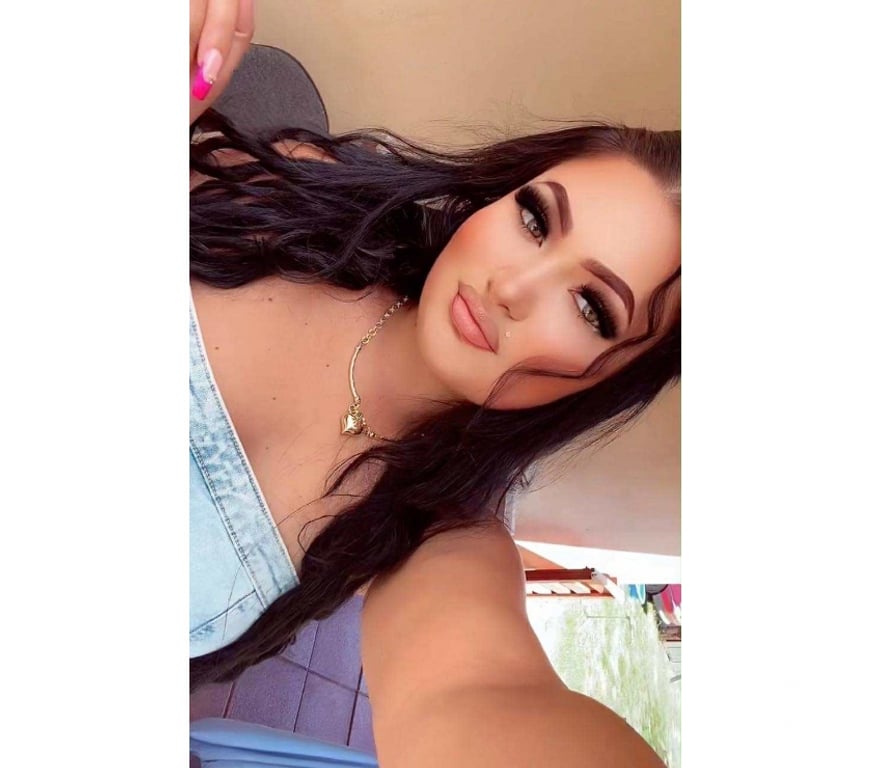 Escorts West London Hounslow - Photos for Amira20 Full GFE😘😘