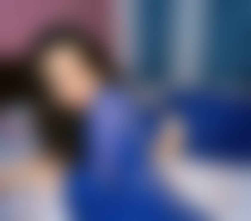 Escorts Slough Town Centre Slough - Photos for Mizna Punjabi girl in slough photo is reall video comfi