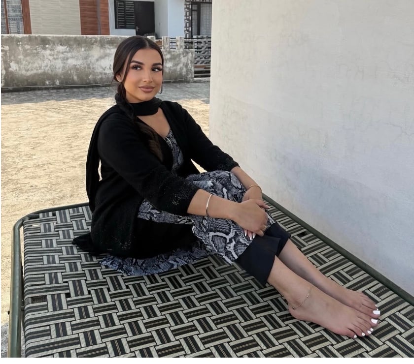 Escorts Slough Town Centre Slough - Photos for Hi I’m from here slough my contury is Indian 🇮🇳