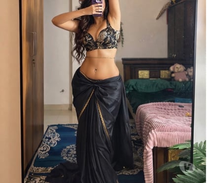 Escorts and Massages Slough Town Centre Slough - Photos for New girl in slough good service romance glf kissing India