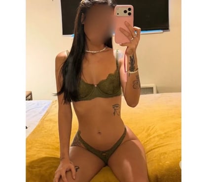 Escorts and Massages Shirley Solihull - Photos for Hi babes ❤️ I’m Victoria ❤️ New in town ❤️