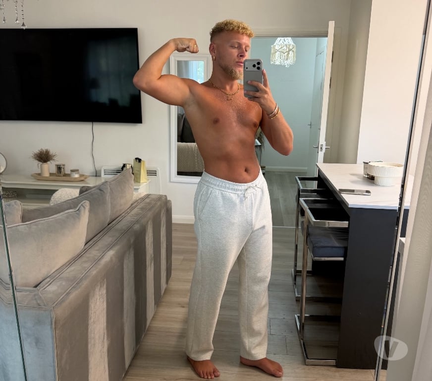  Gay massage Buckinghamshire High Wycombe - Buckinghamshire - Photos for ✅ Available Accommodate and travel New lad in town 😍