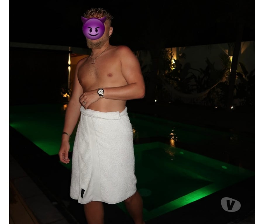  Gay massage Essex Harlow - Photos for Accommodate now and travel New lad in town