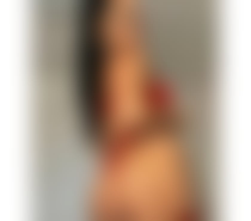 BRUNETE BACK IN TOWN PARTY GIRL ❤️