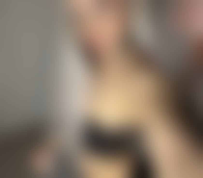 Party girl in town fantasy