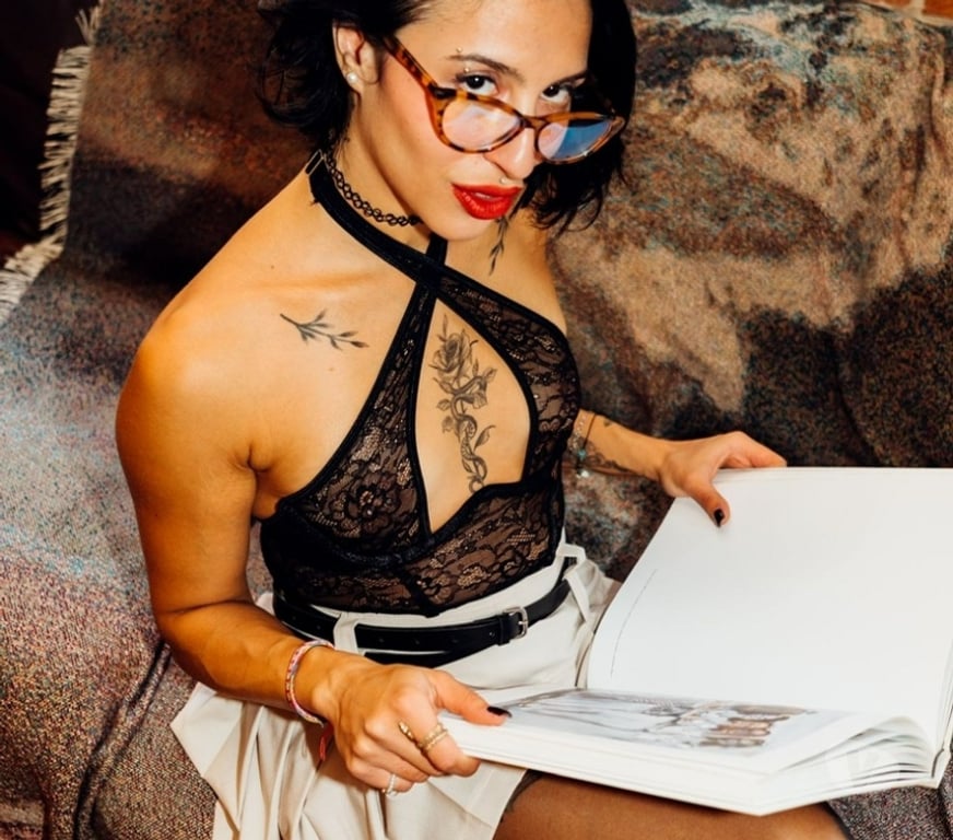 Escorts North London Winchmore Hill - North London - Photos for Star Medusa Winchmore Hill