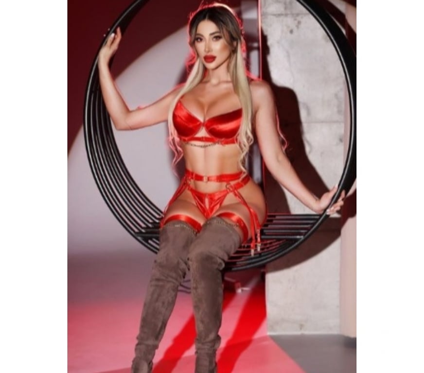 Escorts Essex Harlow - Photos for ✨Angel a hot new Brazilian girl in town.