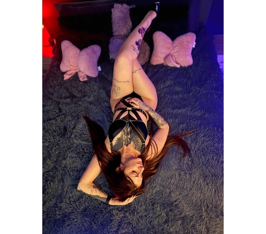 Escorts East London Whitechapel - East London - Photos for EVA💯Best GFE🎀⭐️QUEEN OF O.W.O🎀⭐️PARTYYY