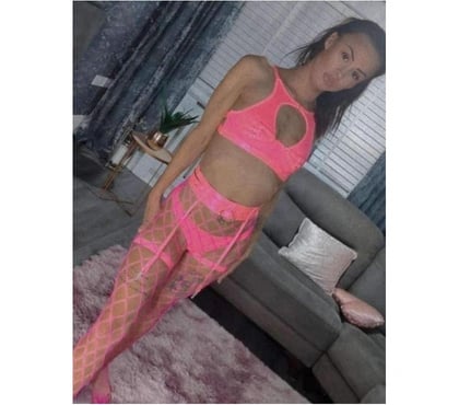  Escorts Monk Bretton Barnsley - Photos for VIP English escort 😘