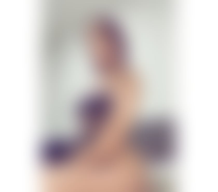 Photos for Party girls new in town best owo and kiss🥰