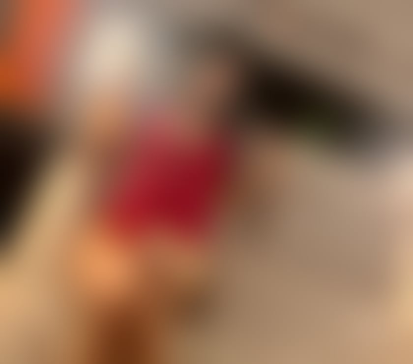 Photos for Party girls new in town best owo and kiss🥰