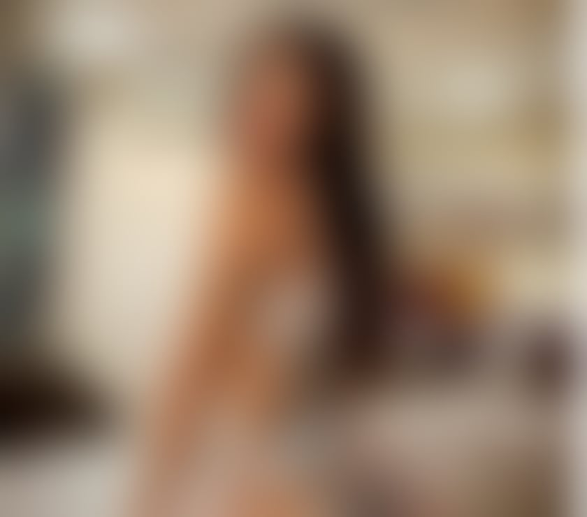 Escorts Kent Folkestone and Hythe - Photos for 🍸 ALICIA | Party Girl – Bold Energy & Curves ✨🔥