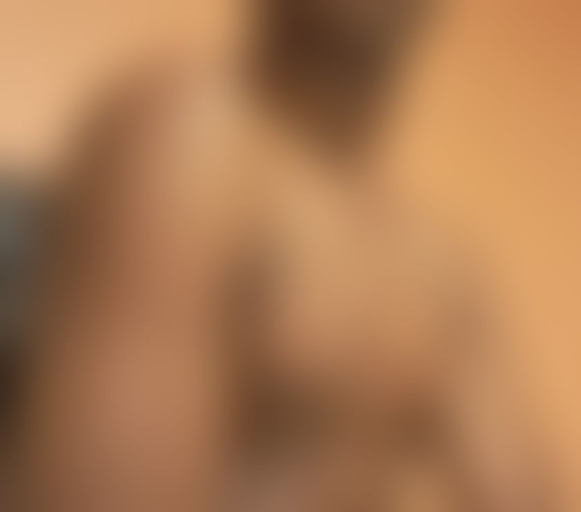 Escorts Bedfordshire Luton - Photos for I am a man looking for women