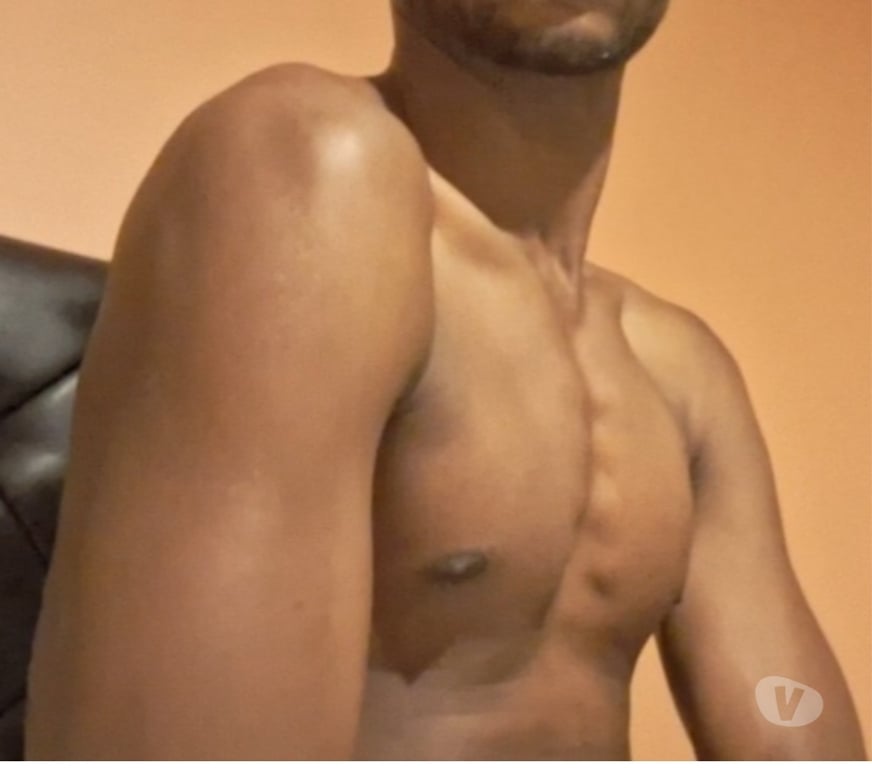 Escorts Bedfordshire Luton - Photos for I am a man looking for women