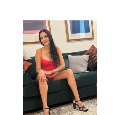 Escorts and Massages Luton Town Centre Luton - Photos for Fernanda party 24 hours ☎️