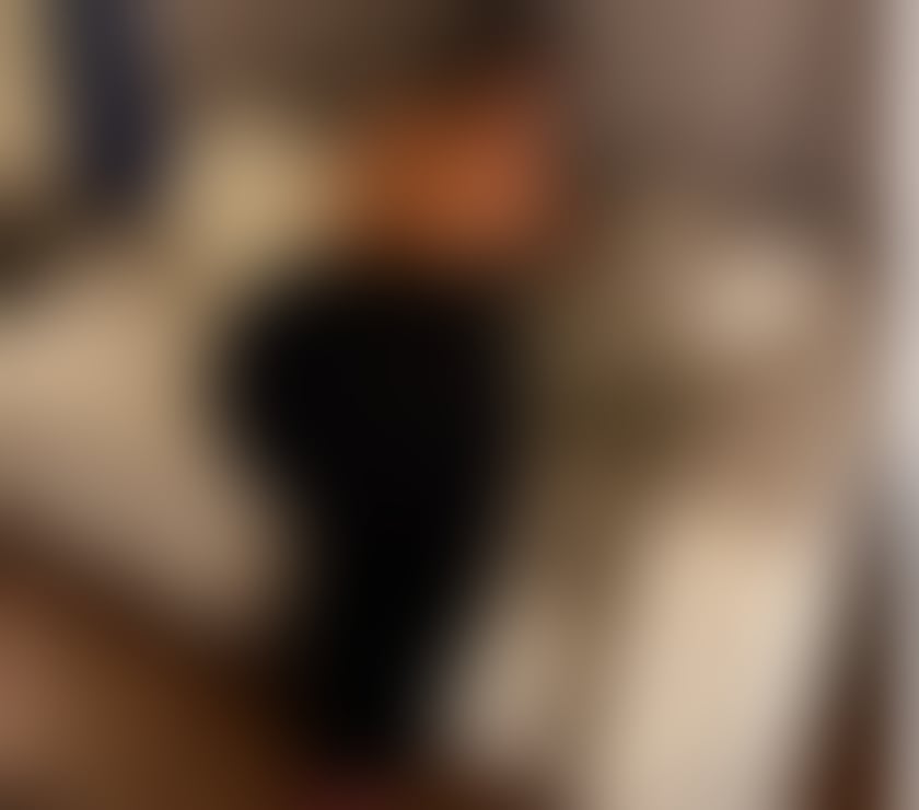 Escorts Surrey Guildford - Photos for Delightful South American