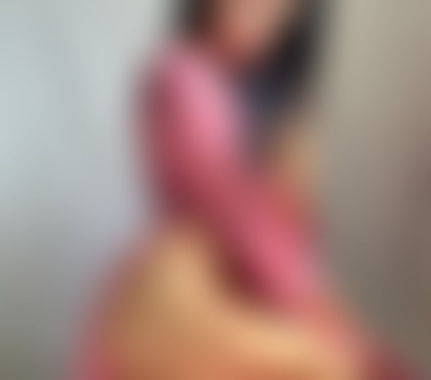 Escorts Slough Town Centre Slough - Photos for Punjabi indian girl in slough