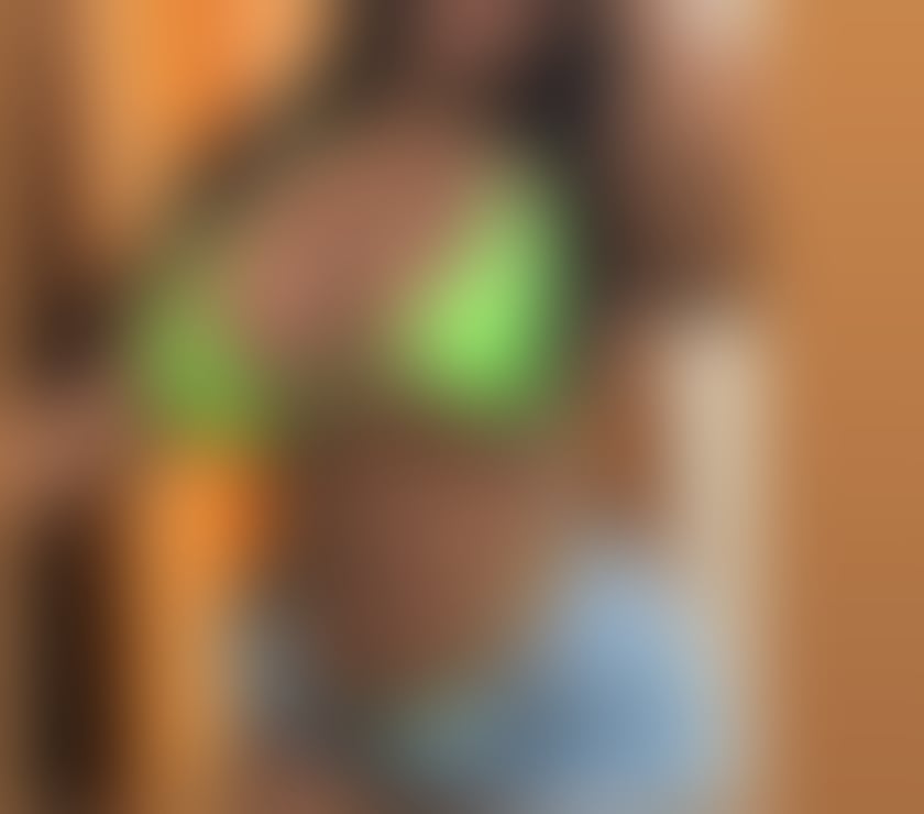 Escorts Rush Green Barking and Dagenham - Photos for PARTY EBONY BIG BOOBS IN ROMFORD