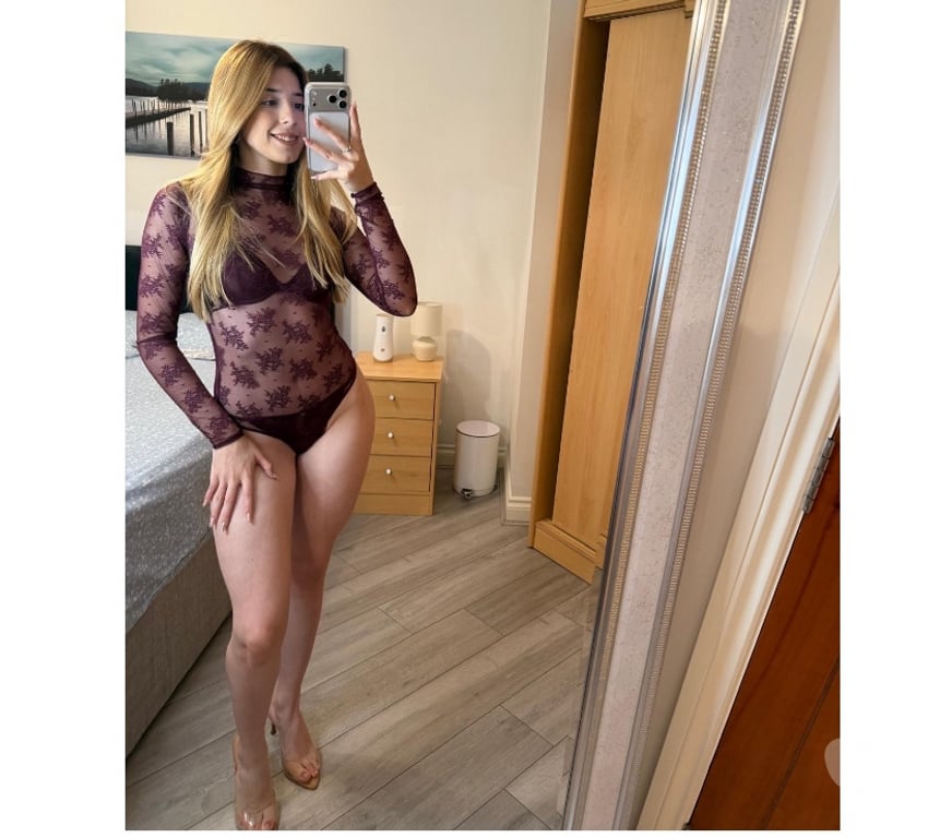 Escorts Reading Reading Town Centre - Reading - Photos for Young Beauty – Sweet GFE Experience