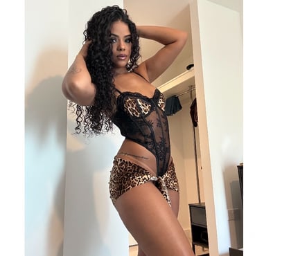 Tall Escorts Barking Barking and Dagenham - Photos for skinny Brazilian curly girl with big butt