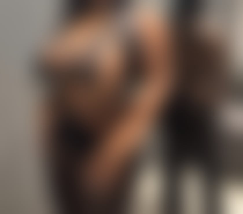 Escorts East London Havering - Photos for PARTY EBONY AFRICAN CURVY CHOCOLATE