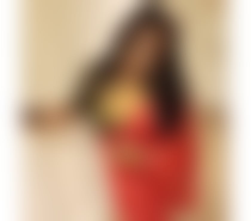 Escorts South East London Lewisham - South East London - Photos for SUZEE SOUTH INDIAN TAMIL CHUBBY GIRL NEW IN TOWN 🇮🇳