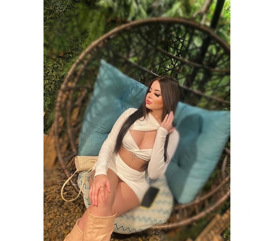 Escorts Cheshire West and Chester Chester - Cheshire West and Chester - Photos for Annie Chester Real 👸🏻 🇧🇷 07752910212