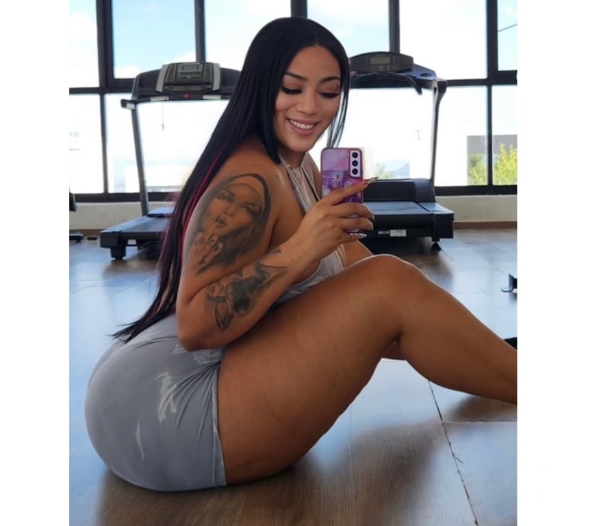 Escorts Halton Runcorn - Halton - Photos for 🥳Sara Latina giant butt🍑