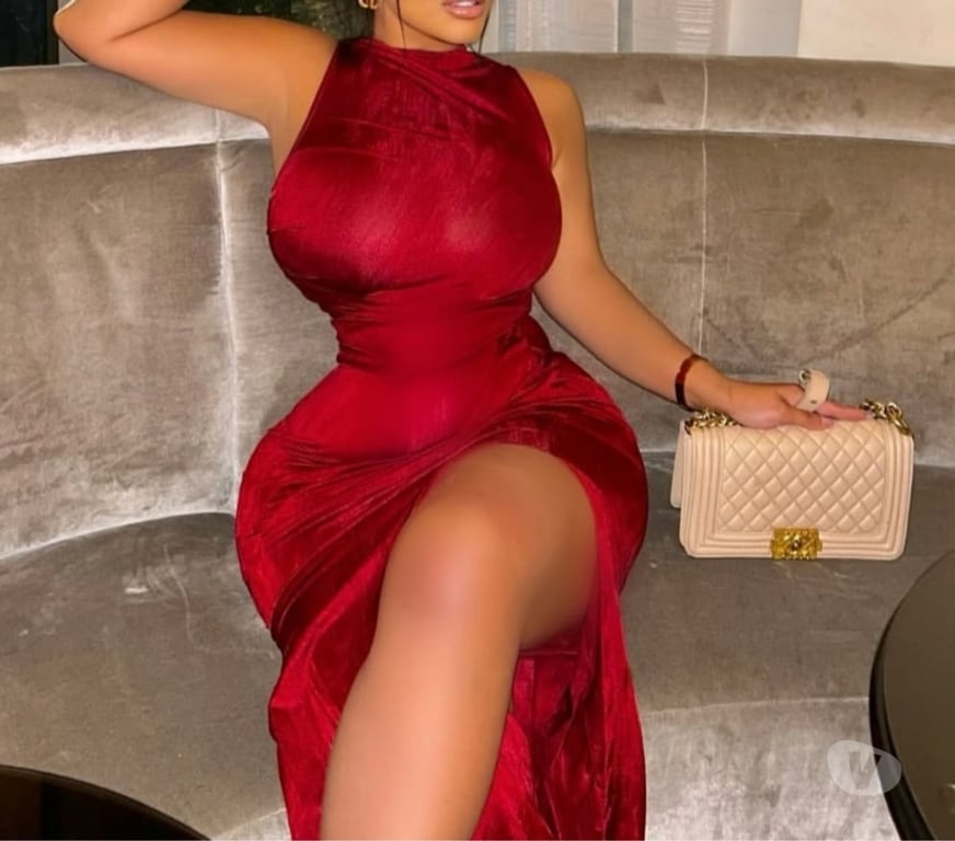 Escorts West Sussex Crawley - Photos for THE BEST BRUNETTE SEXY AND HORNY FOR YOU