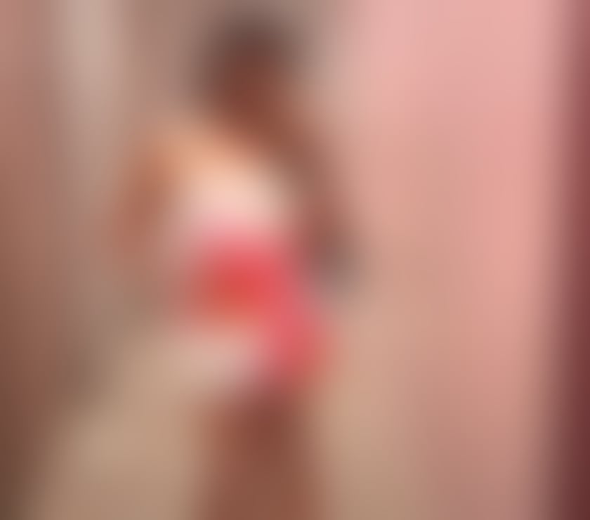 INDIAN SEXY MODEL AVAILABLE FOR INCALL & OUTCALL