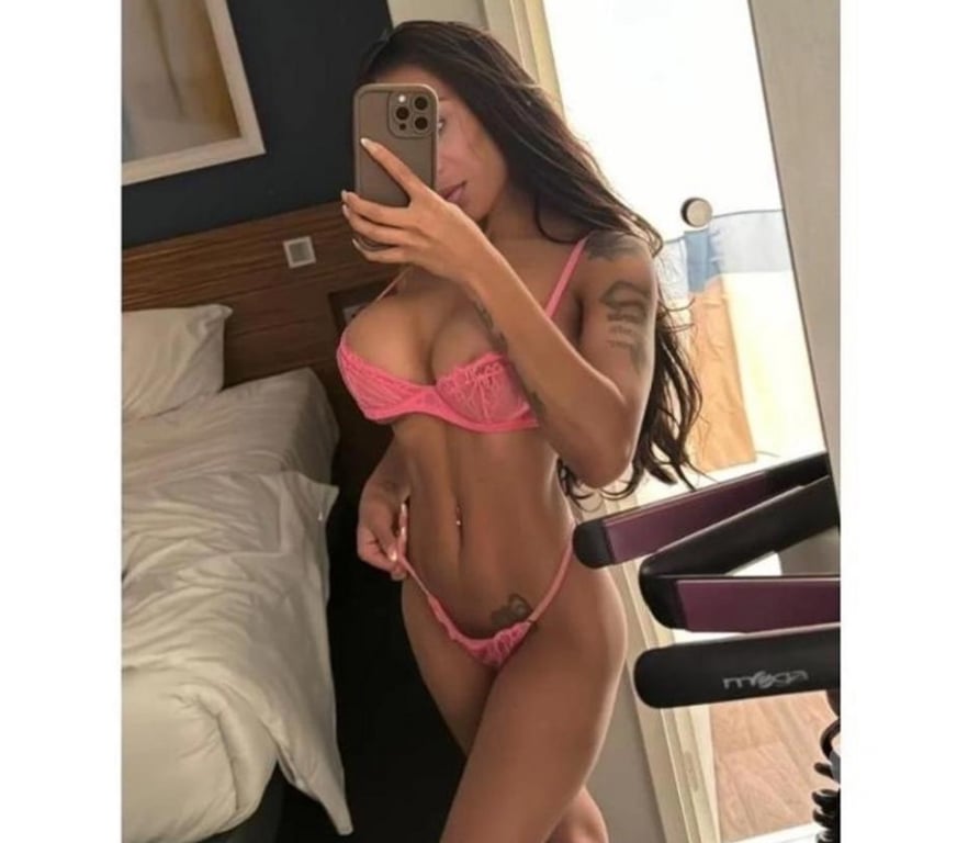 Escorts South West London Wimbledon - South West London - Photos for 🇧🇷🔥 NICOLE HOT 🇧🇷 🔥 WIMBLEDON RAYNES PARK