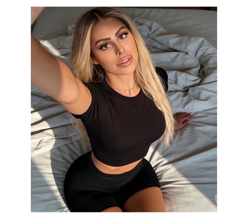 Escorts Oxfordshire South Oxfordshire - Photos for Hello guys welcome to my page