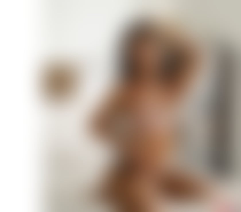 Escorts and Massages Chequers Centre Maidstone - Photos for Ella Party Girl 24 24 full service