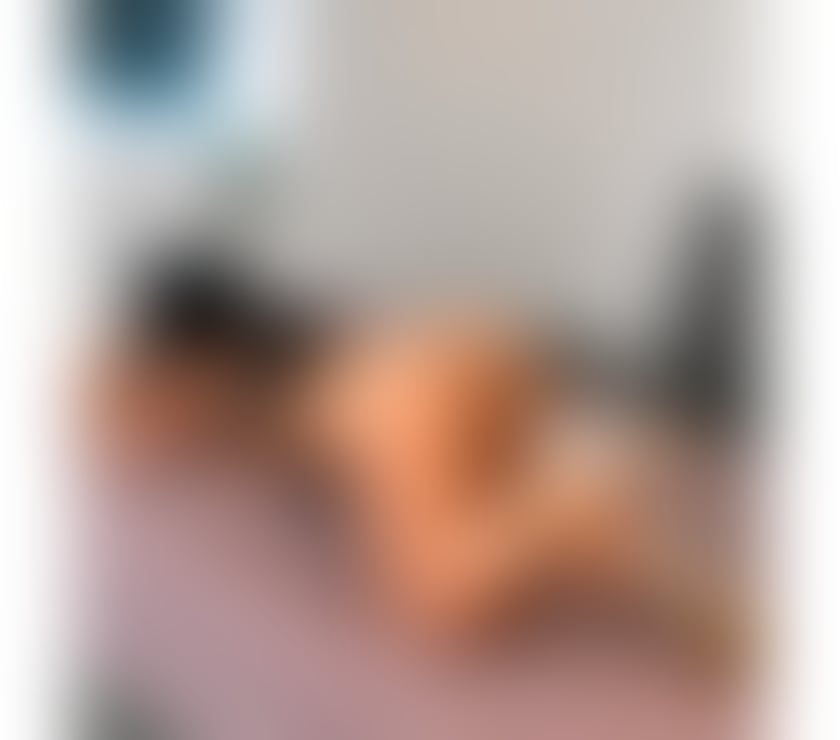 Escorts North London Finchley - North London - Photos for Julie GFE party girl Brazilian 👧 💕