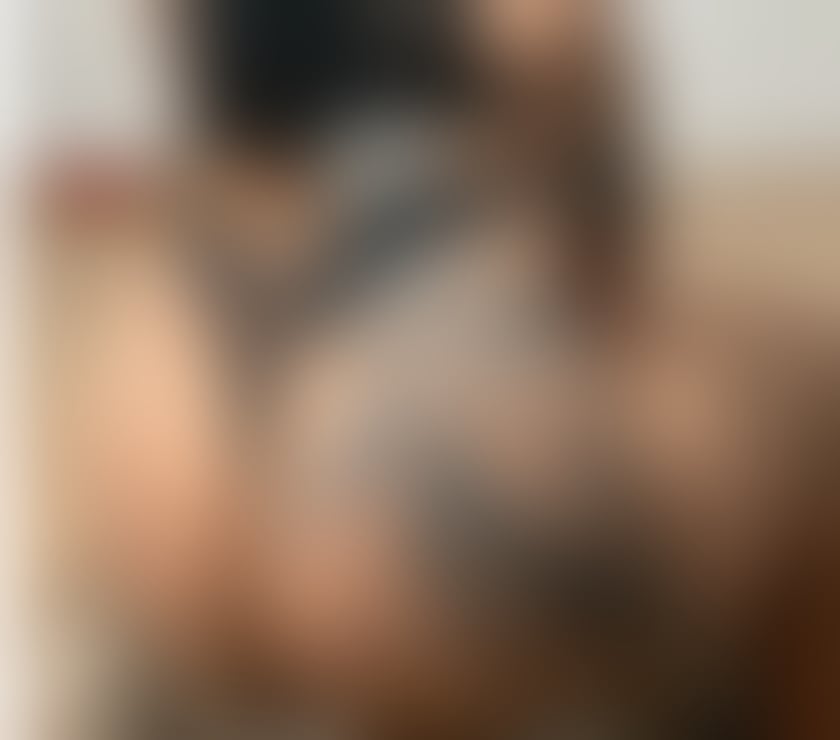 SUPER PARTY GIRL 💋❤💋MEL HONEYMOON