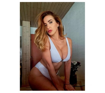 Escorts Belfast City Centre (South) Belfast - Photos for TANYA🌟DISCREET MATURE🍒OPEN MINDED🥰AVAILABLE📞