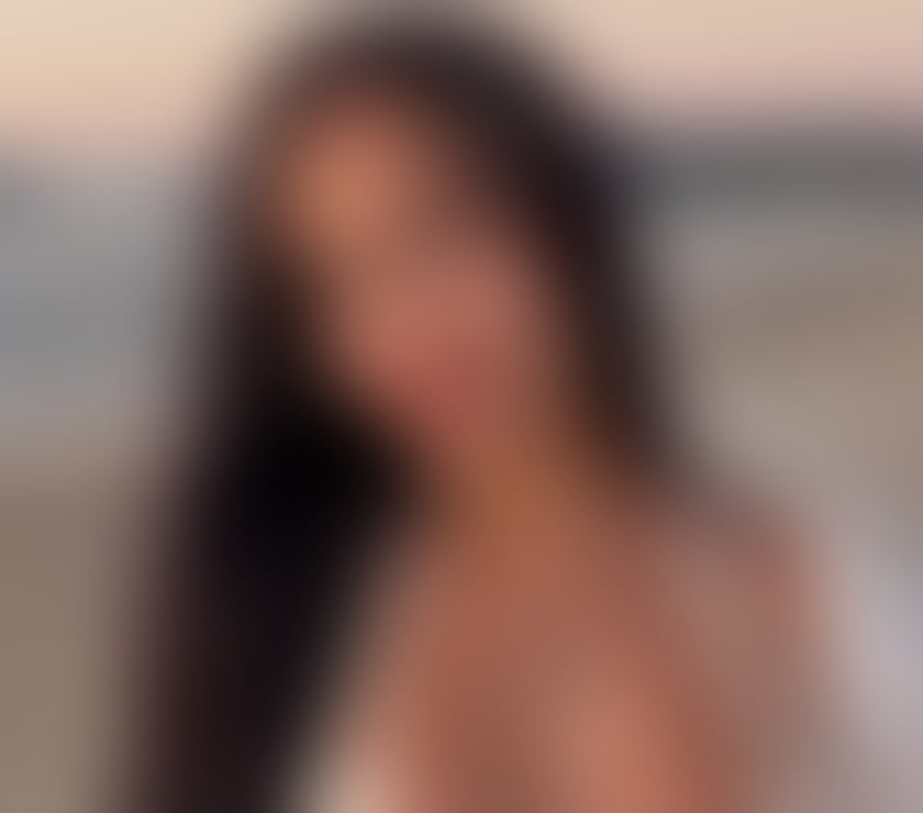 Escorts Hampshire Southampton - Photos for Natural Brazilian 🇧🇷 Sensual & Discreet 💋🥂