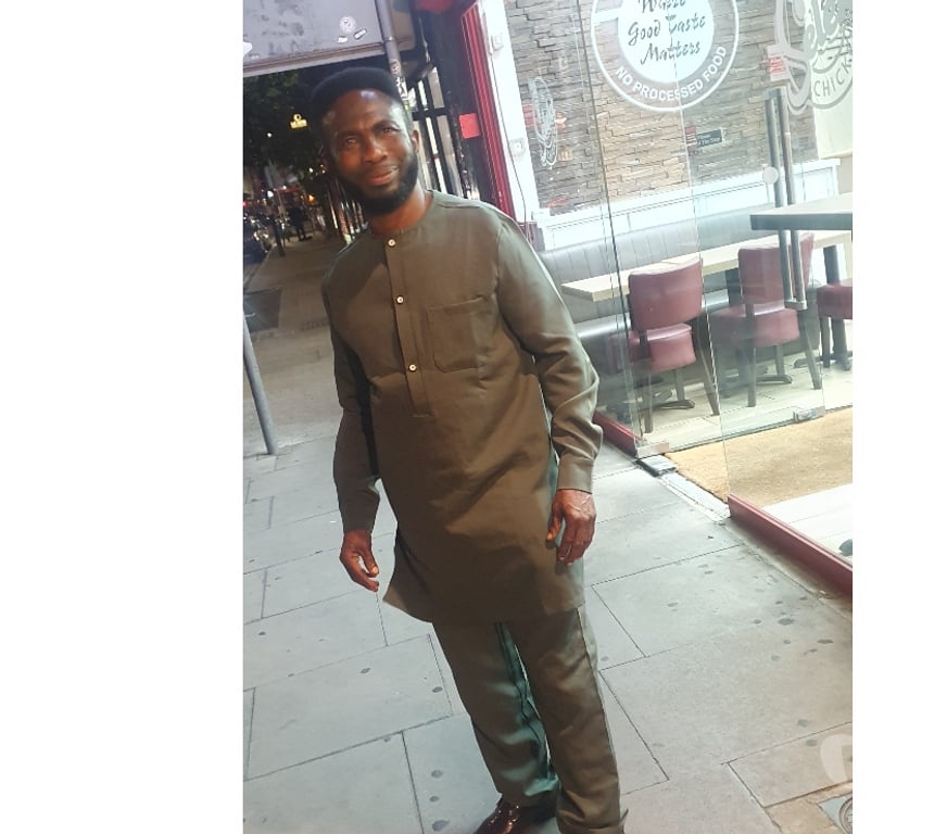 adult personals Barnet Edgware Station - Barnet - Photos for I'm Looking for a woman to have some fun