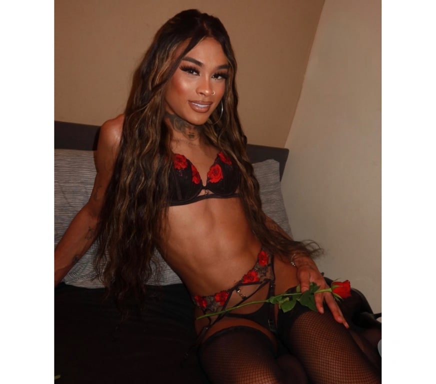 Trans Escorts Merseyside Liverpool - Photos for Crystal Andrade 🥵 LET’S PARTY, I JUST ARRIVED 🎉🔥