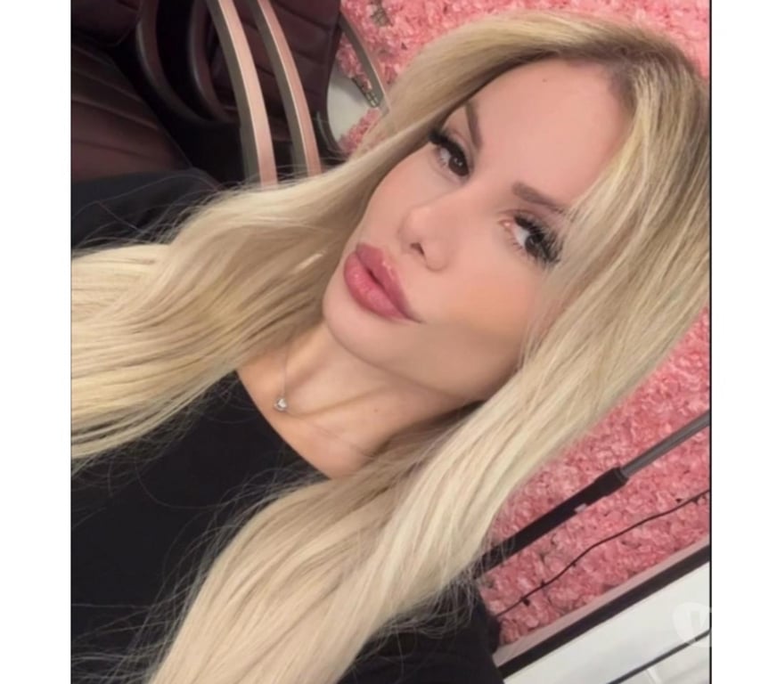 Escorts East London Canning Town - East London - Photos for KAREN 💯 Unique and original blonde 💯♥️🟢