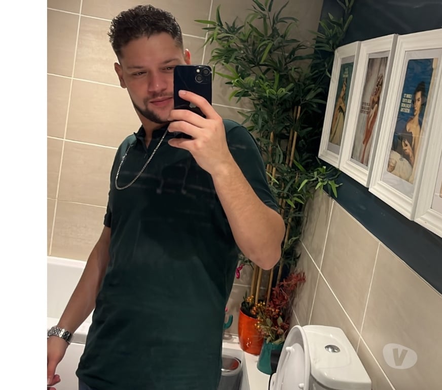 Escorts Hertfordshire Dacorum - Photos for VICTOR XXL I have a lot of Brazilian MILK