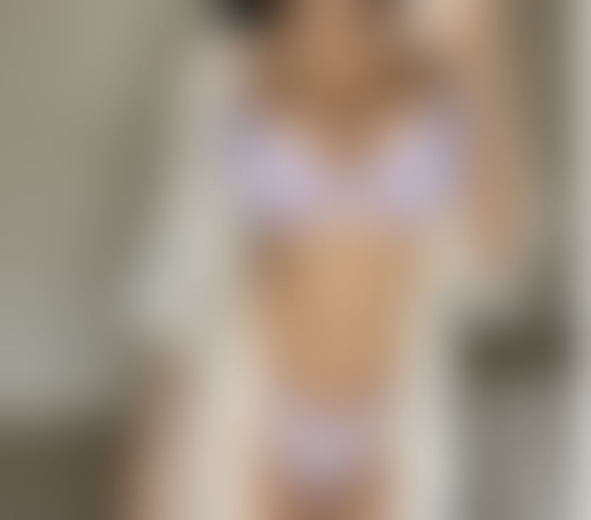 Escorts North West London Hendon Central Station - North West London - Photos for Karina brazilian hot 🔥