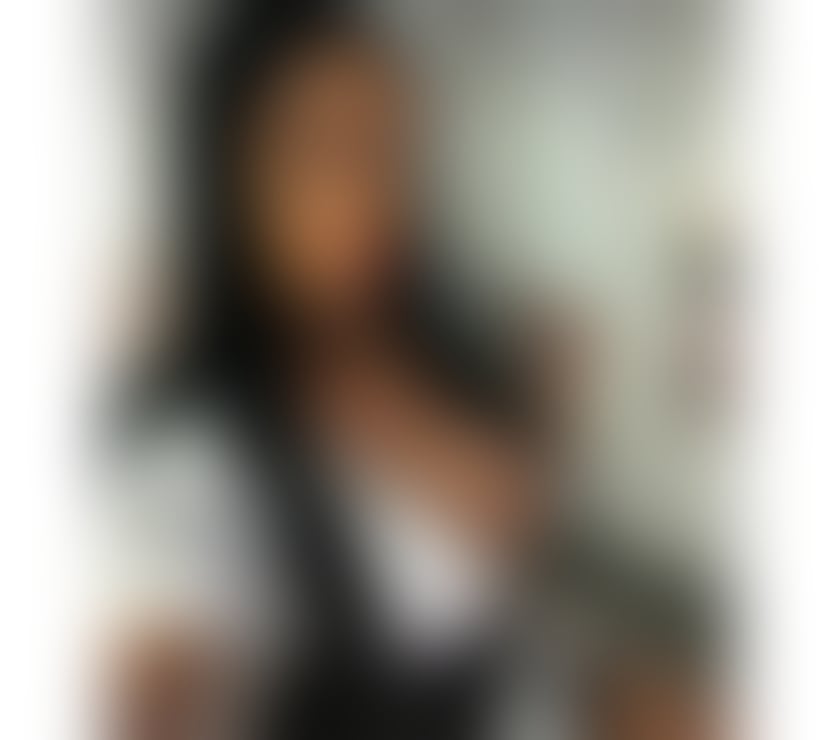 RIA 🍑 Party girl 🥂 WET and HORNY