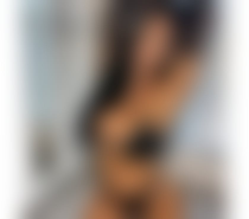 Escorts and Massages Poplar East London - Photos for British • Chanel blu • independent • luxury escort💋