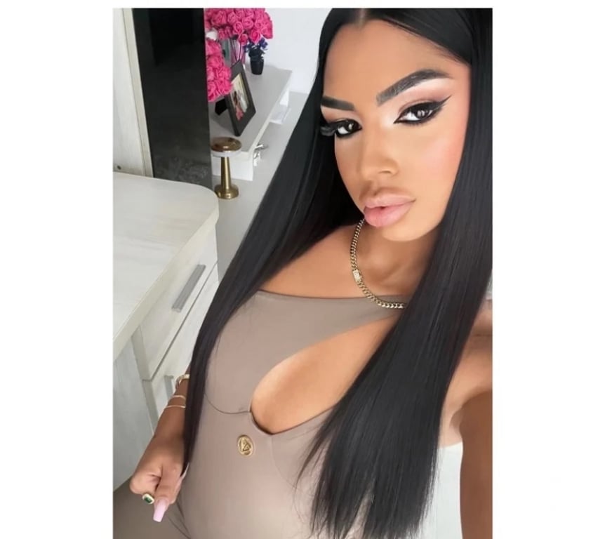 Escorts West Sussex Horsham - Photos for 🫦PARTY GIRL🥳OUTCALL🩷🩷NEW GIRL🩷