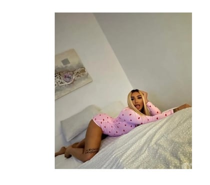 Photos for Clara 🫦Party girls new in town❤️❤️❤️