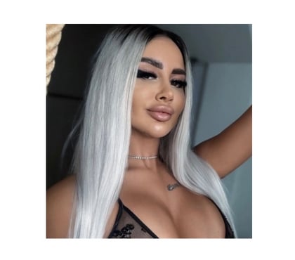 Photos for Sonia πParty girls new in townβ€οΈβ€οΈβ€οΈ